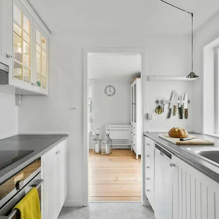 4 Bedroom Cozy In Holiday home Nyborg