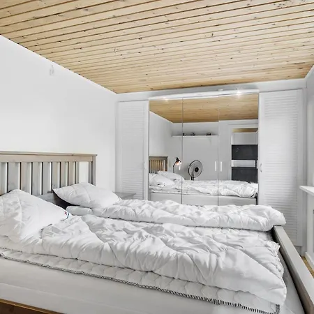 Holiday home 4 Bedroom Cozy In Nyborg