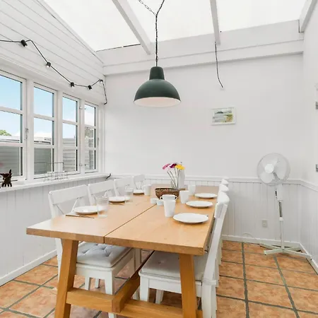 4 Bedroom Cozy In 度假居 *